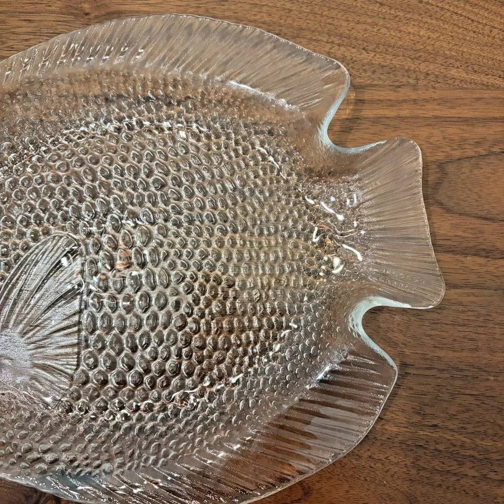 Fish Shaped Plates 